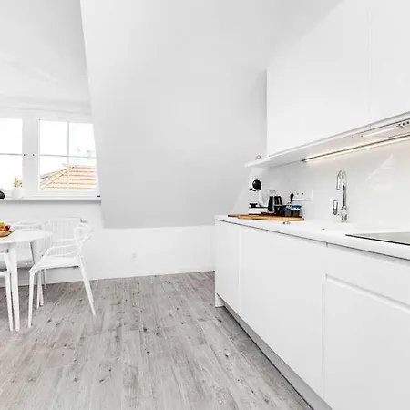 Pier Apartments By Oneapartments
