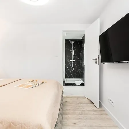 Pier Apartments By Oneapartments